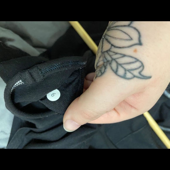 Lululemon Tank - Picture 3 of 3